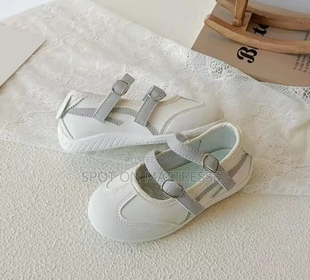 Girls' Classic Mary Jane Shoes. Sizes 26-37. Countrywide Delivery!