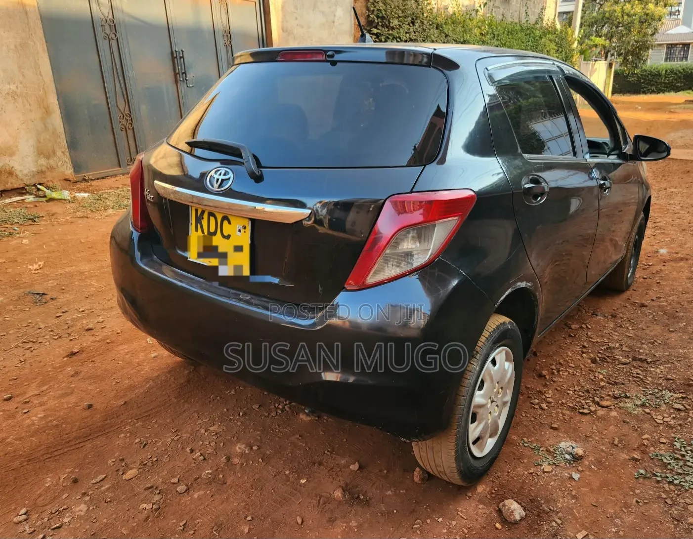 Toyota Vitz 2013 Black