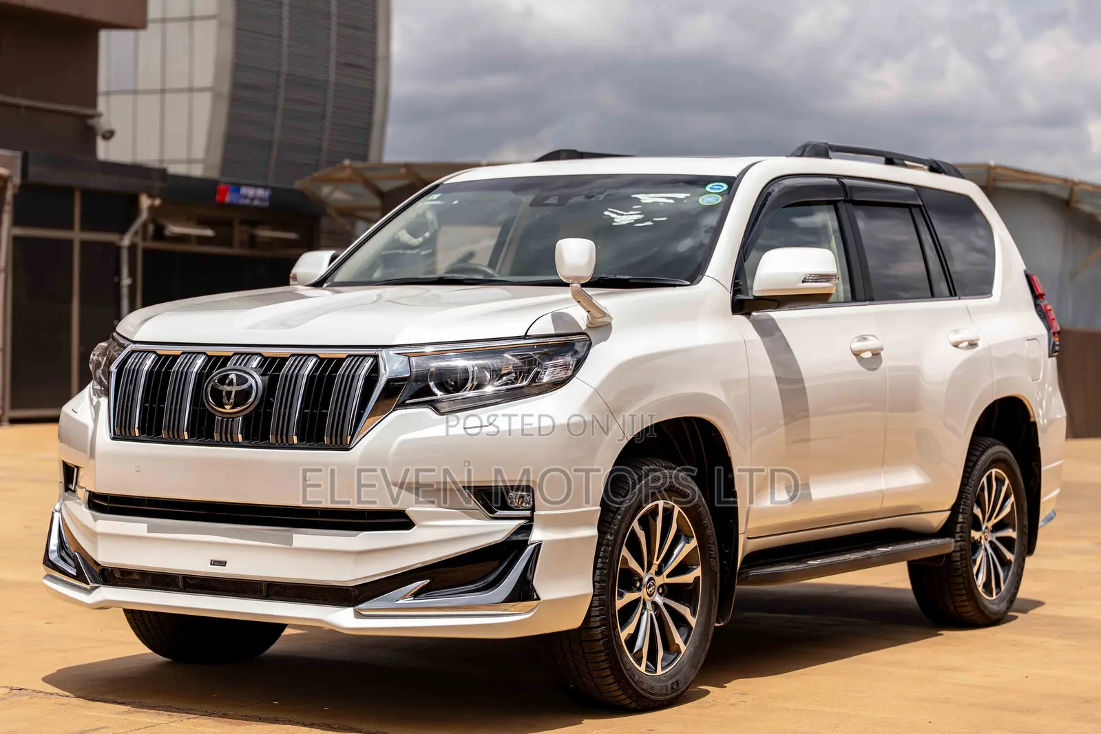 Toyota Land Cruiser Prado 2021 White