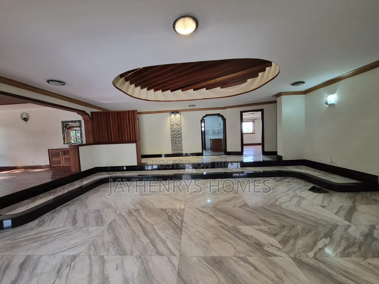 5bdrm Mansion in Muthaiga North for rent