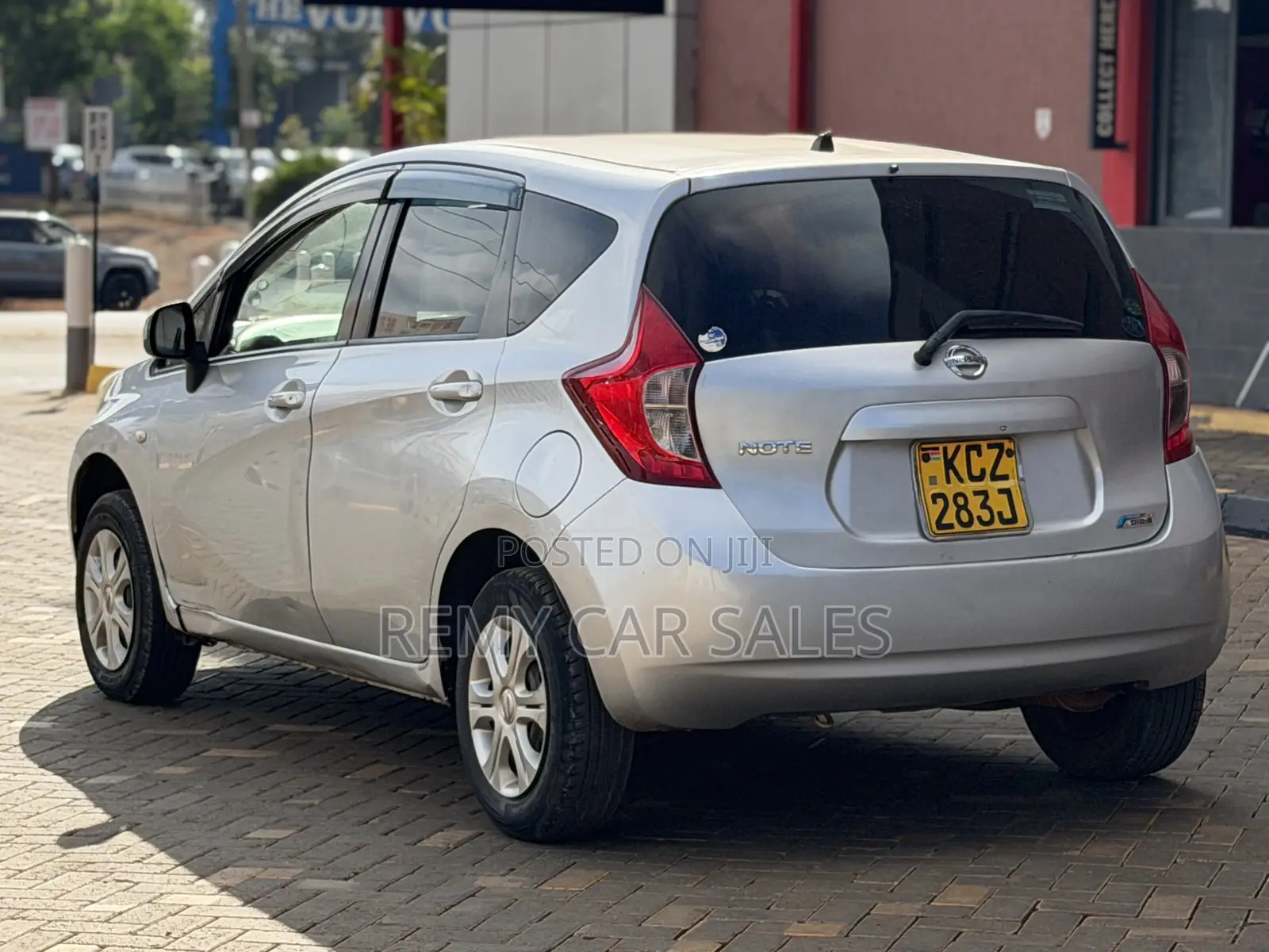 Nissan Note 2012 Silver