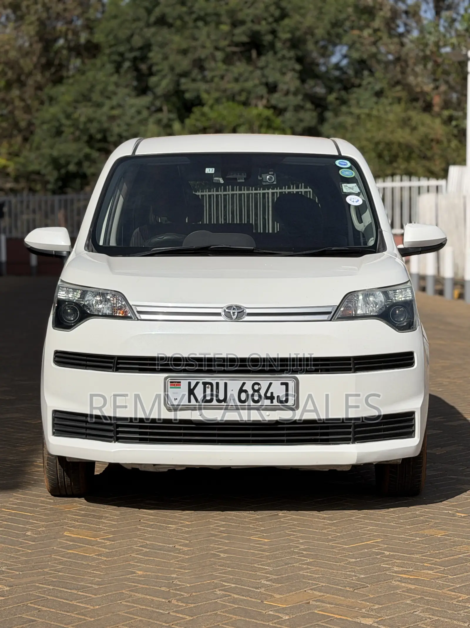Toyota Spade 2019 White