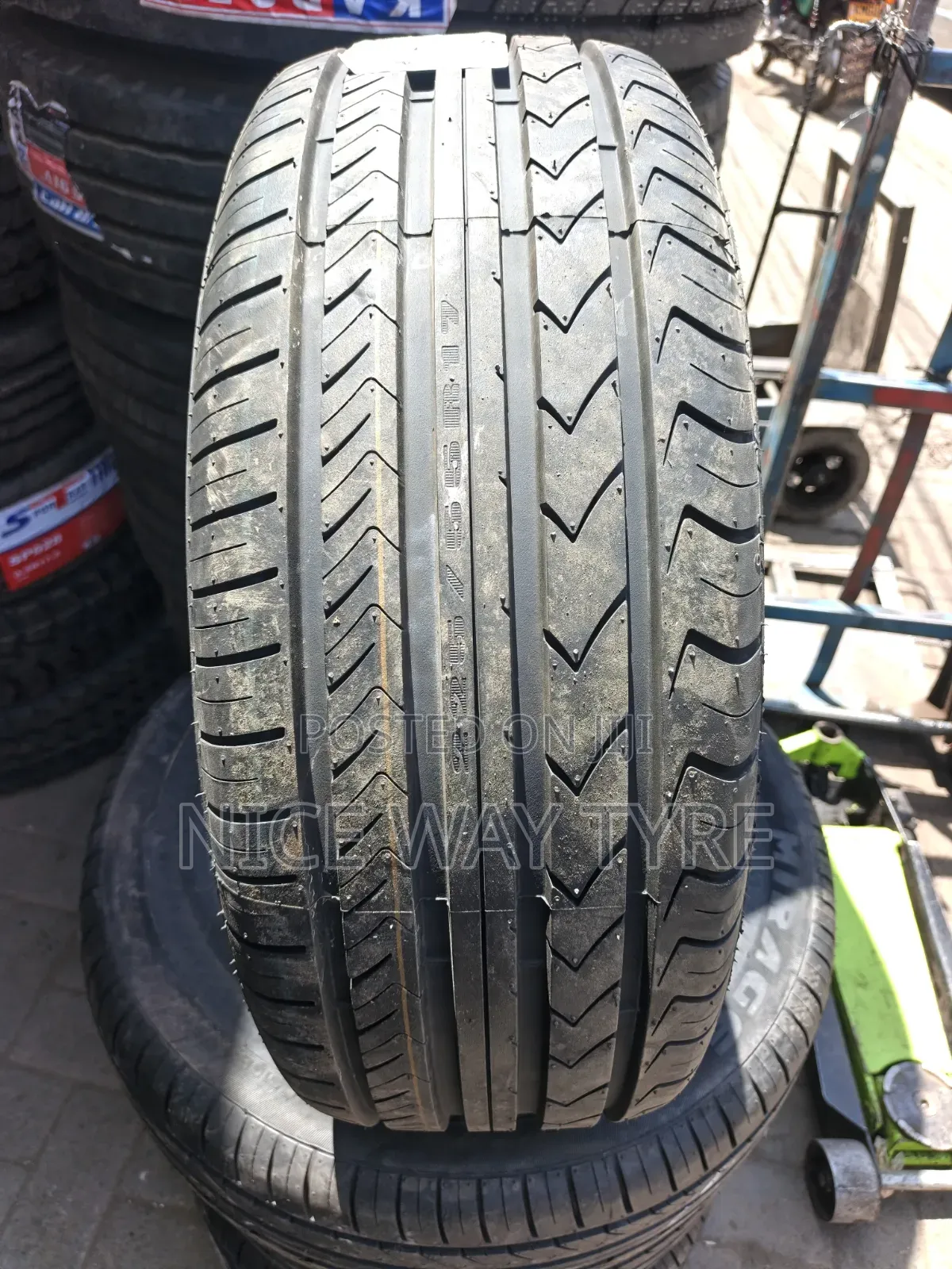 225/55r17 Mirrage