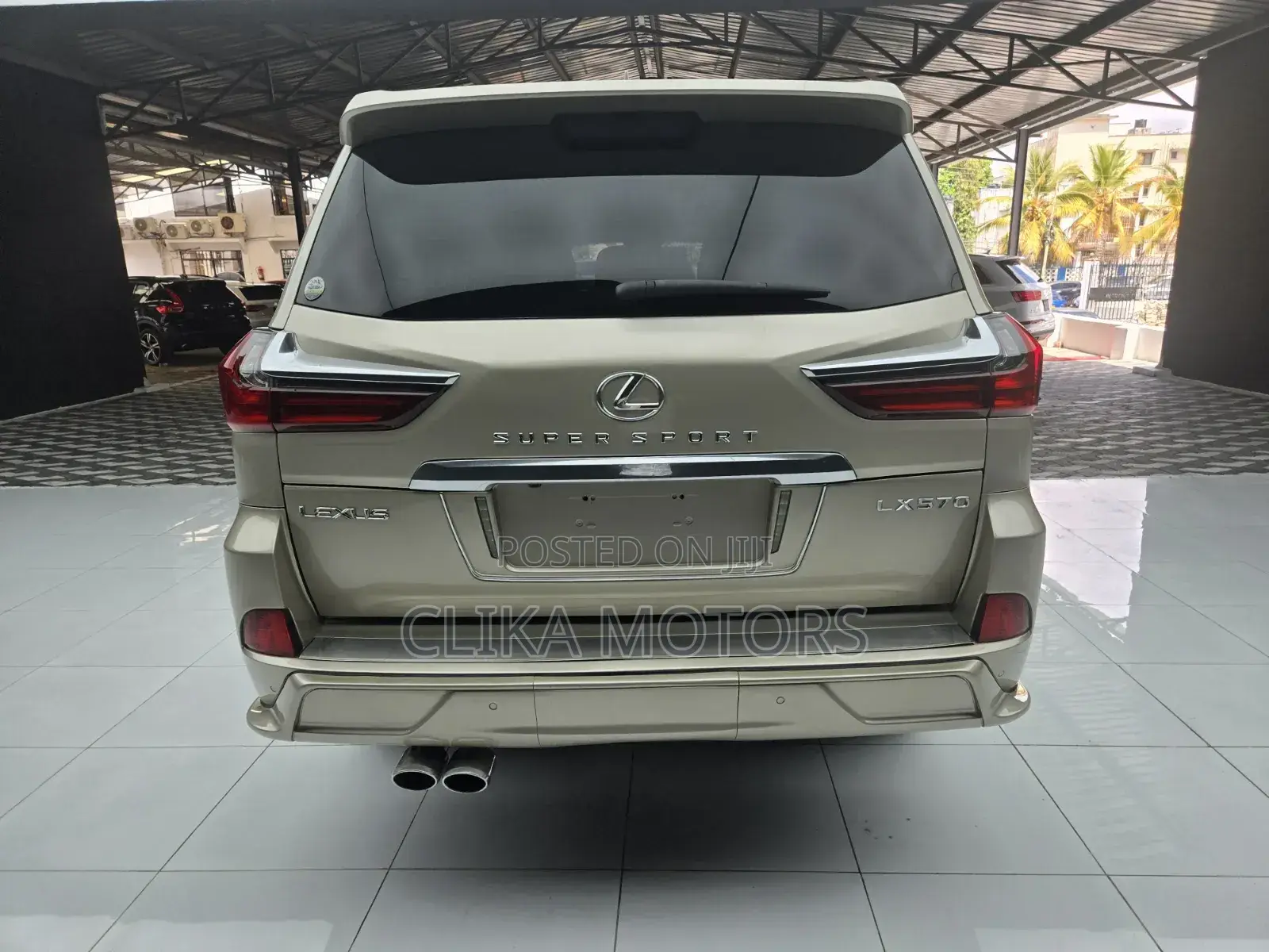 Lexus LX 570 AWD 2020 Gold