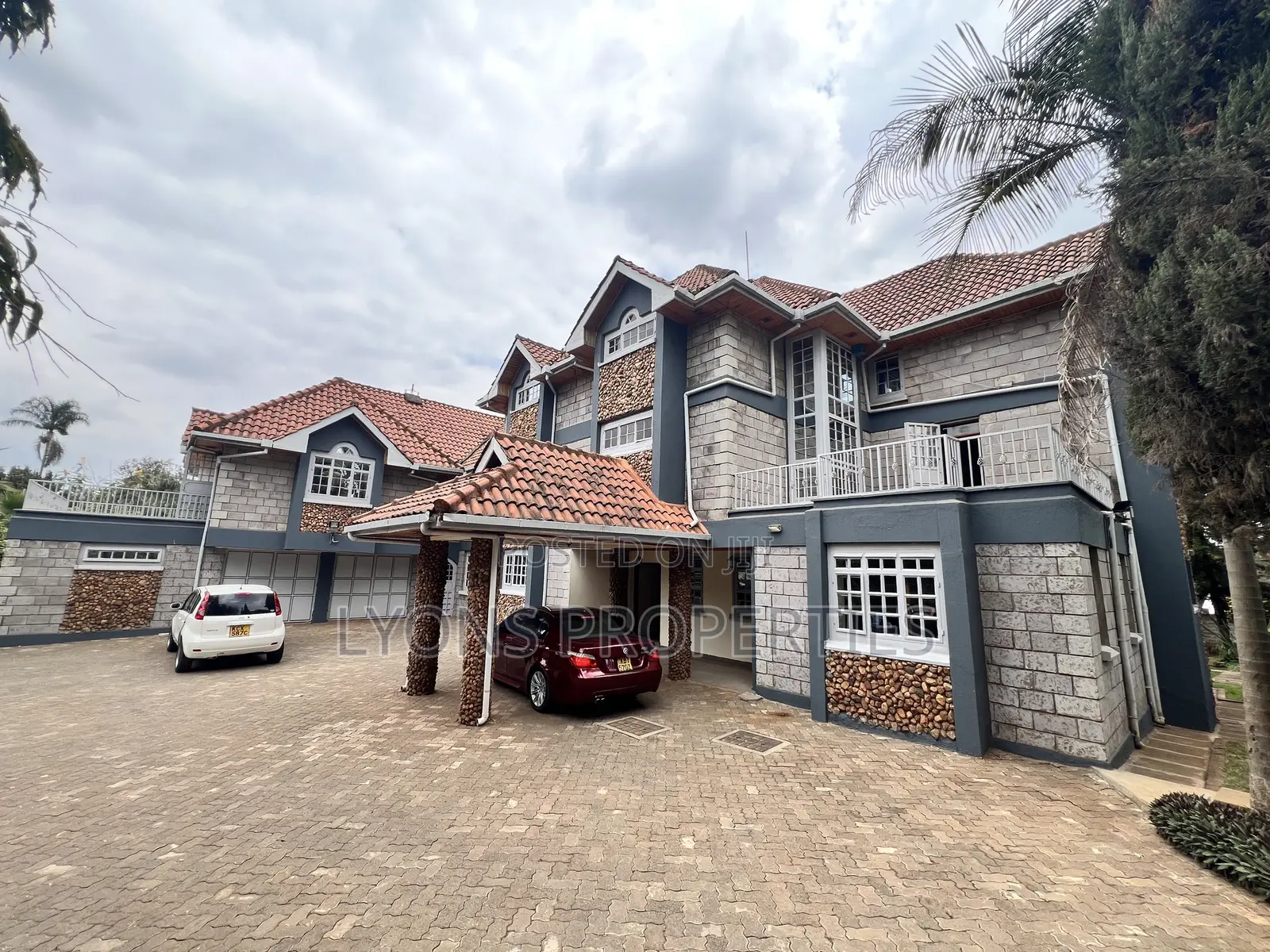 6bdrm Mansion in Runda for rent