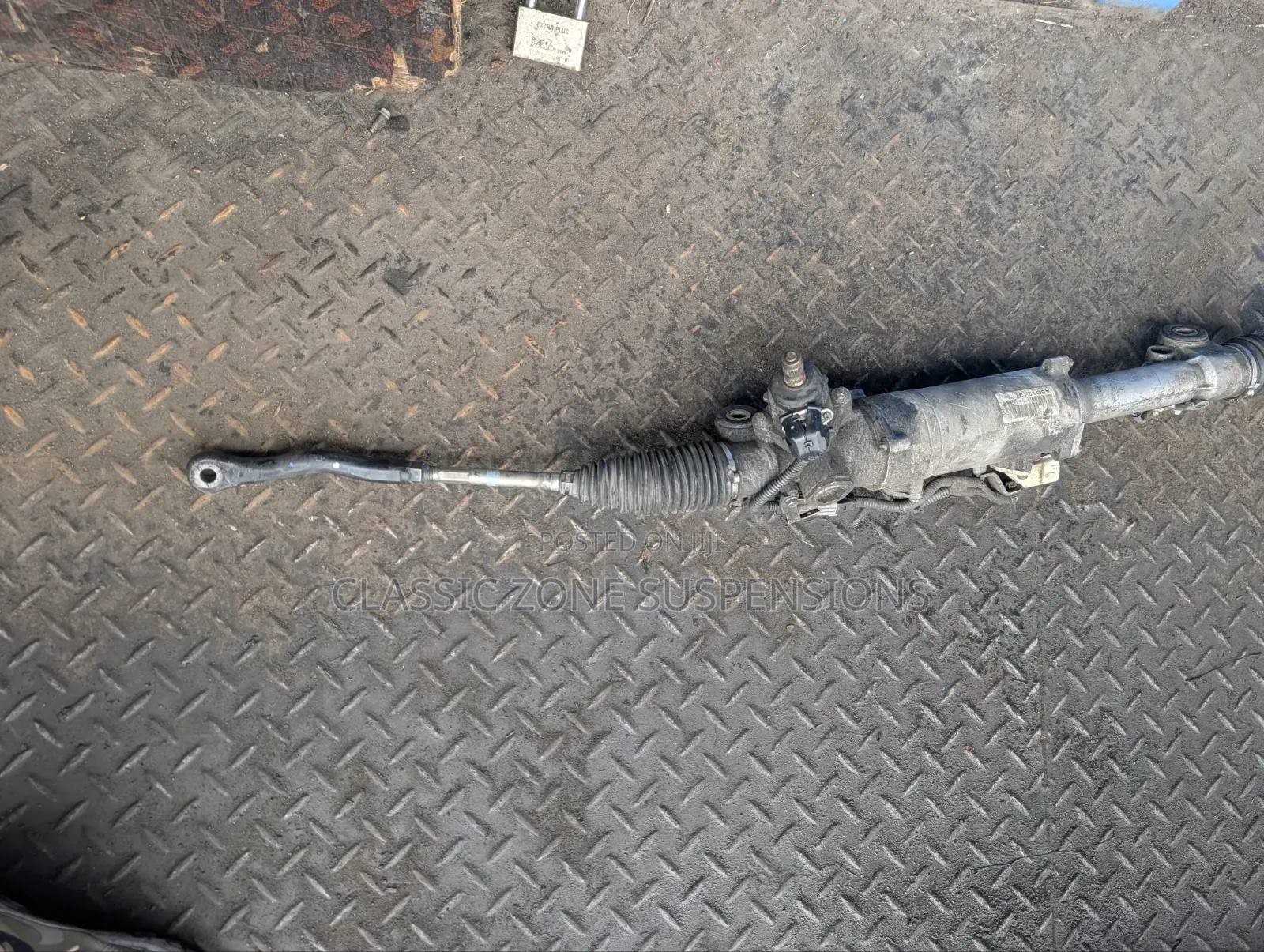 Lexus IS 250 Steering Rack .