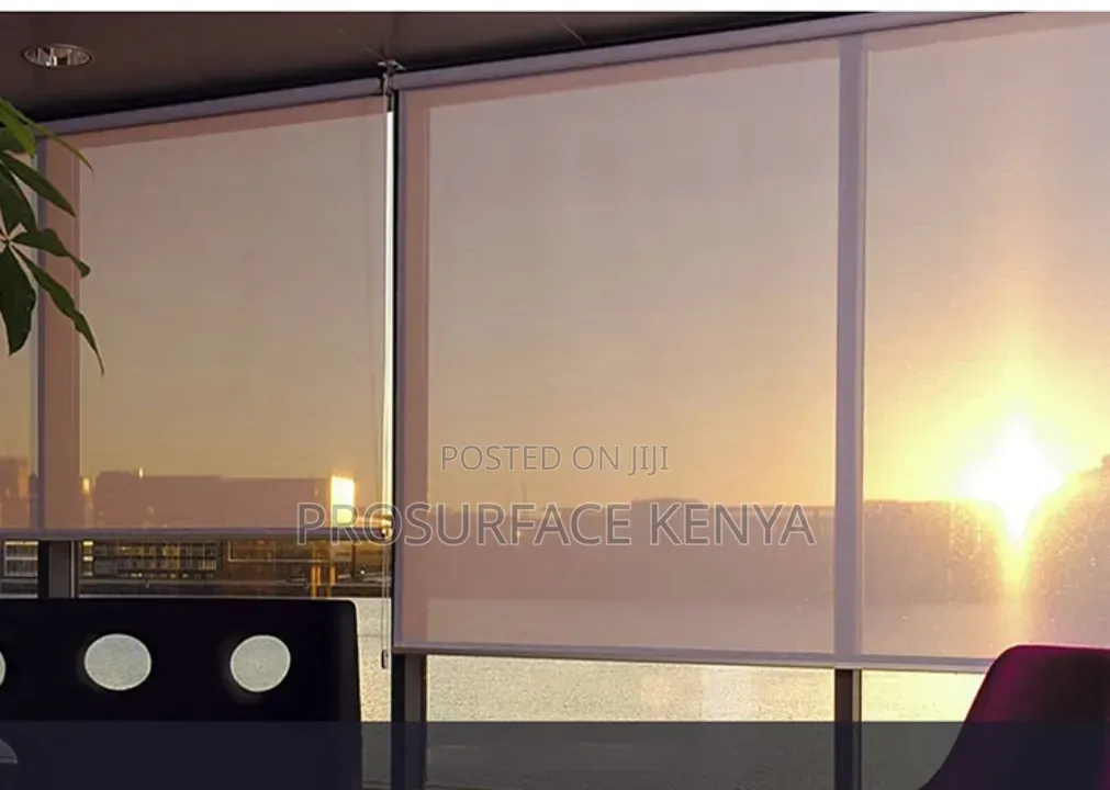 Sunscreen Window Blinds – Stylish Sun Protection for Your Space