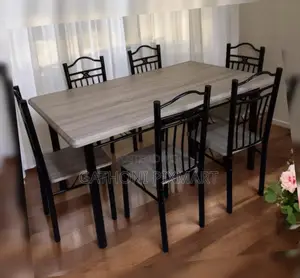 Elegant Executive 6-Seater Dining Table for Stylish Homes