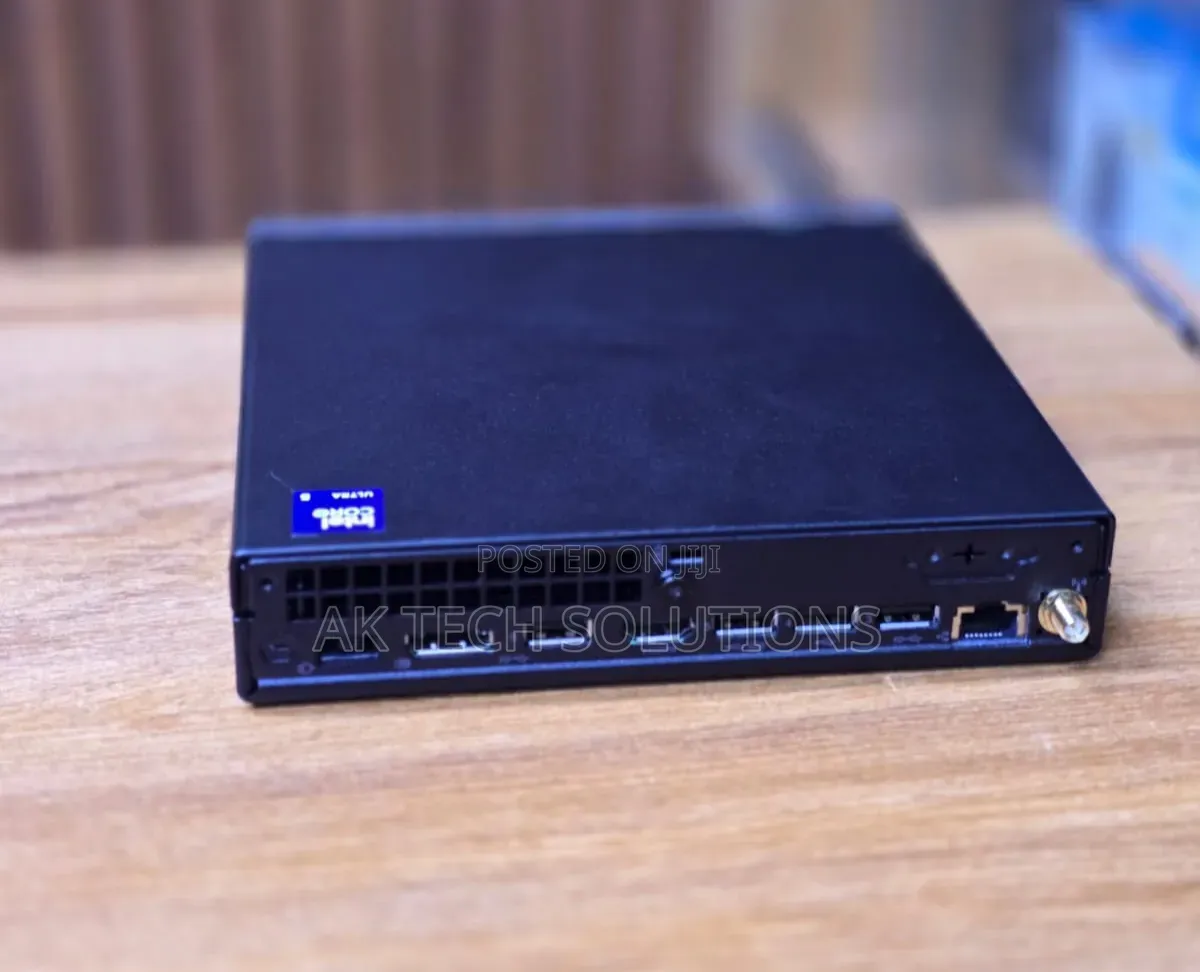 Desktop Computer Lenovo 16GB Intel Core Ultra 5 SSD 256GB