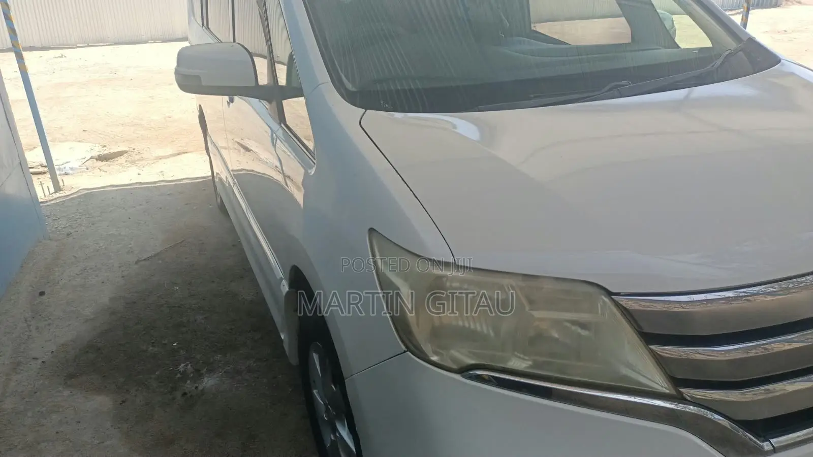 Nissan Serena 2012 White