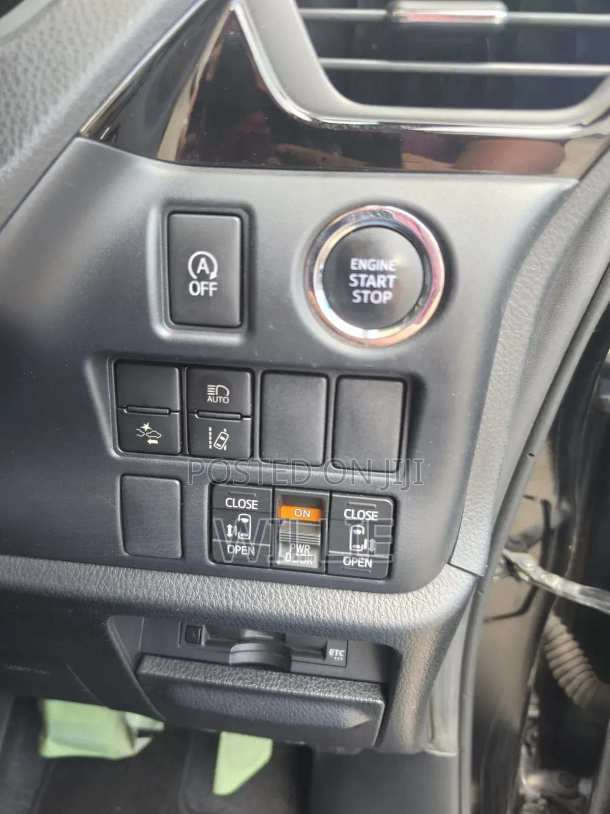 Toyota Voxy 2019 Black