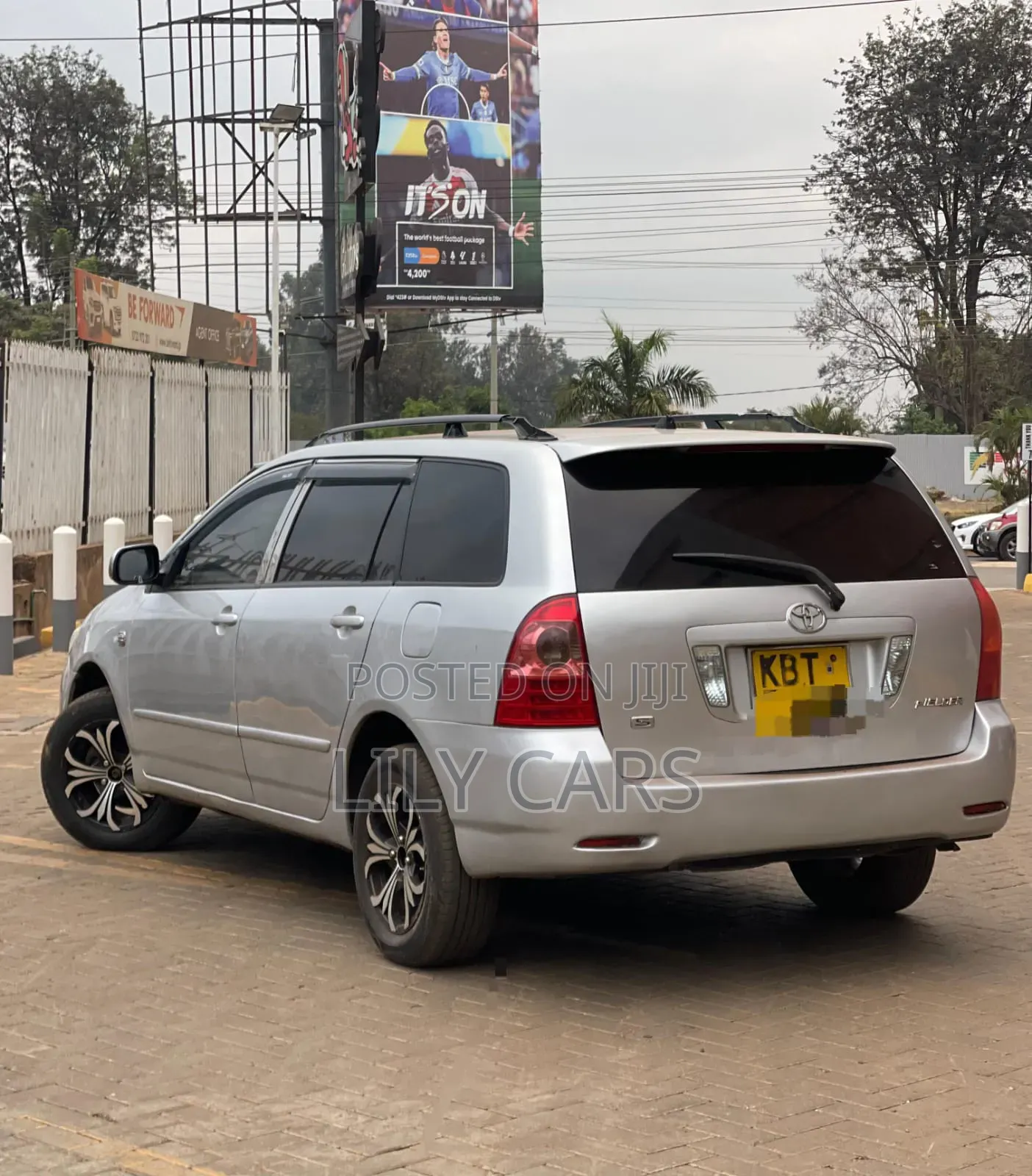 Toyota Corolla Fielder 2006 Silver