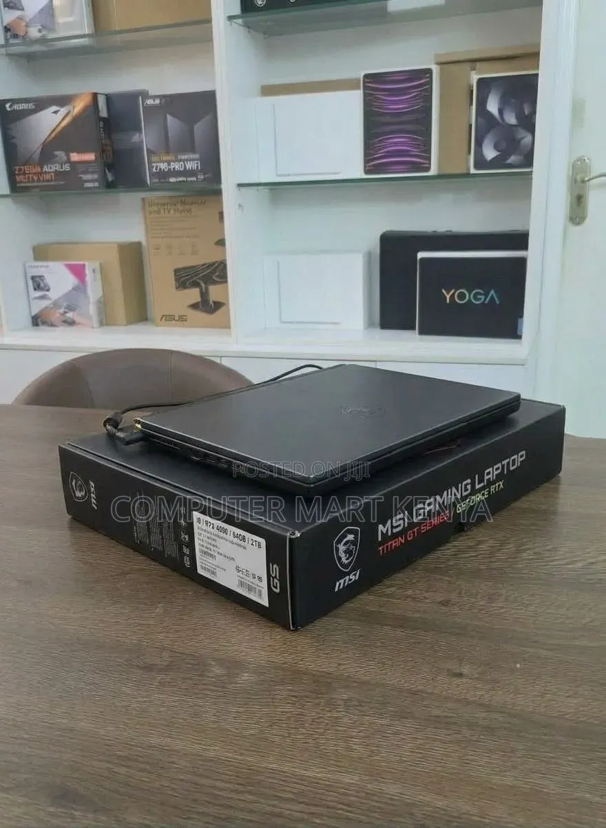 New Laptop MSI GS65 Stealth Thin 8RF 16GB Intel SSD 512GB