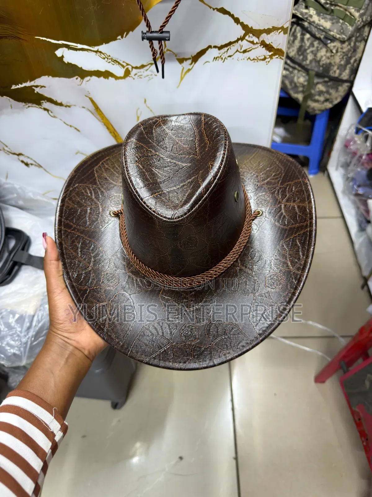 Quality Leather Adults Cowgirl Hats at 800 and Cowboy Hats