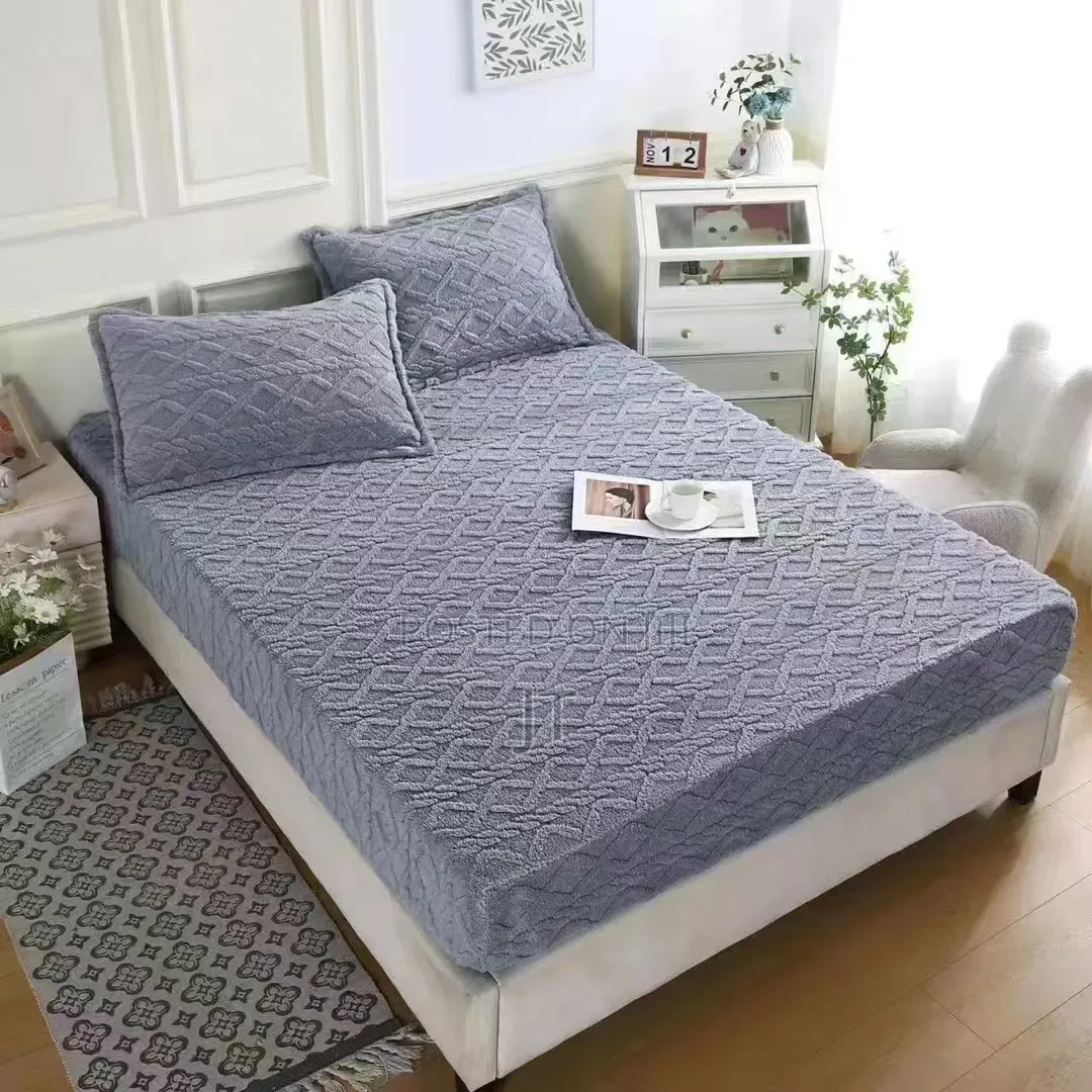 Jacquard Sherpa Fleece Blanket
 With 2pcs Pillow Cases
(6×7)