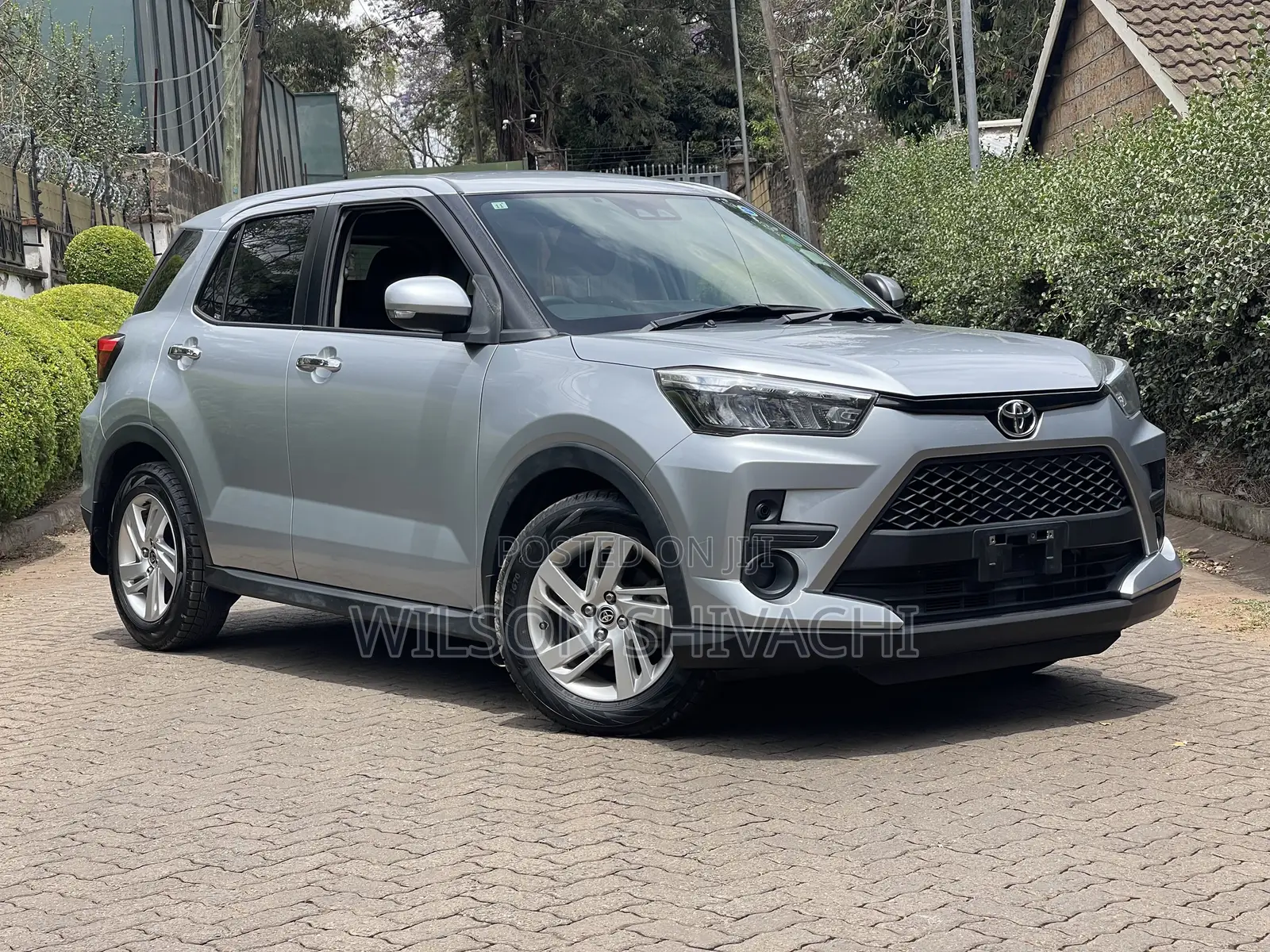 Toyota Raize 2019 Silver