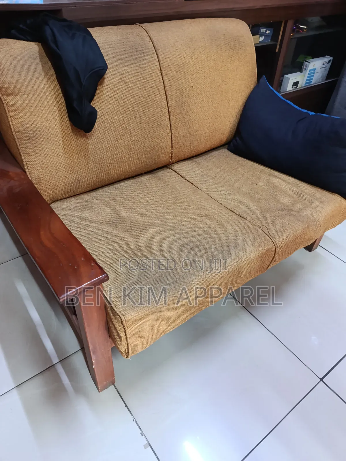 2 Seater With Removable Seat Outdoors and Indoor Use.