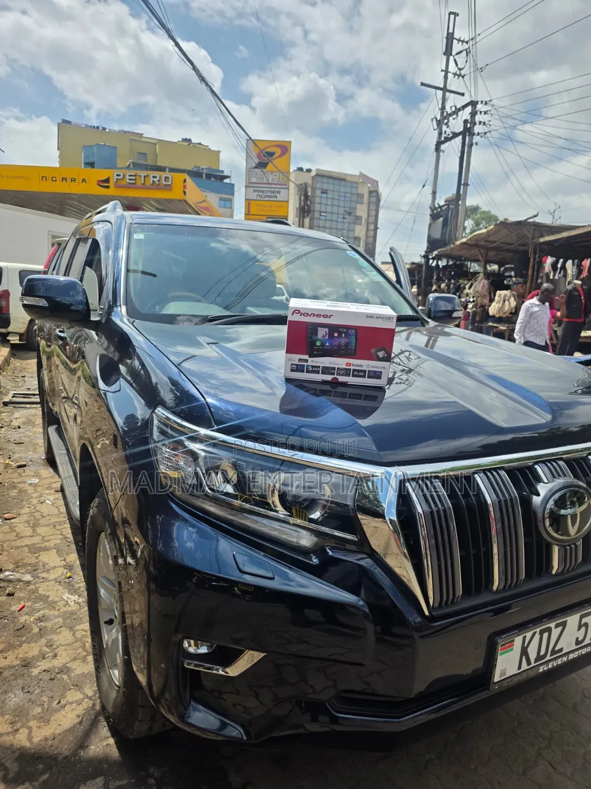 Toyota Land Cruiser Prado 2018+b Head Unit Upgrad Pioneer DMH-Ap6650BT