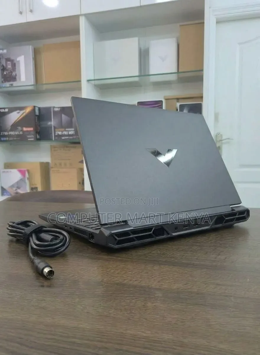 New Laptop HP Victus 15 16GB Intel Core i7 SSD 512GB