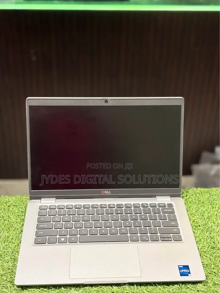 Laptop Dell Latitude 5330 16GB Intel Core i5 SSD 256GB