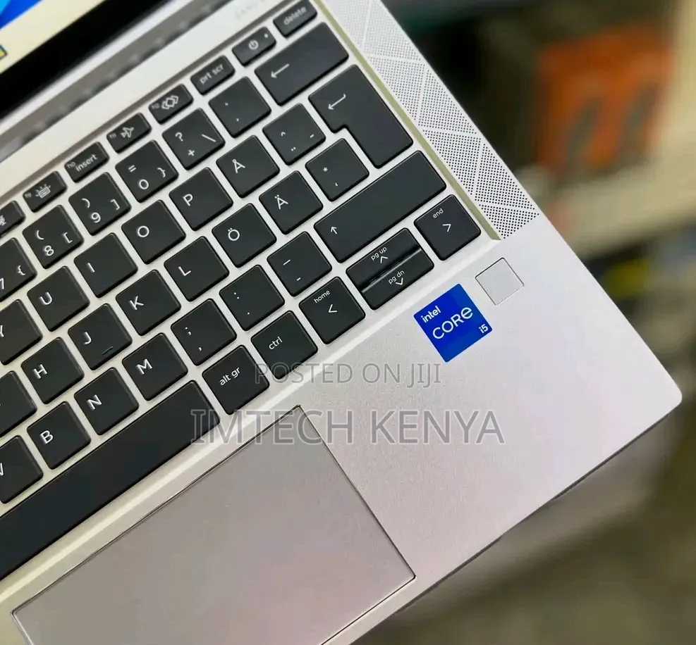Laptop HP EliteBook 830 G8 8GB Intel Core i5 SSD 256GB