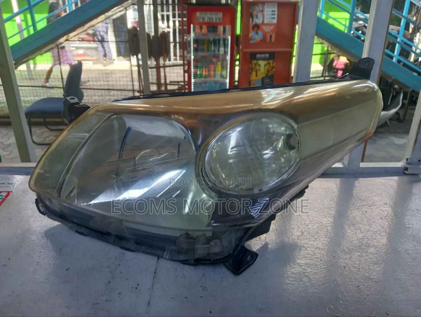 Toyota Ist 2015 Non Xenon Headlights