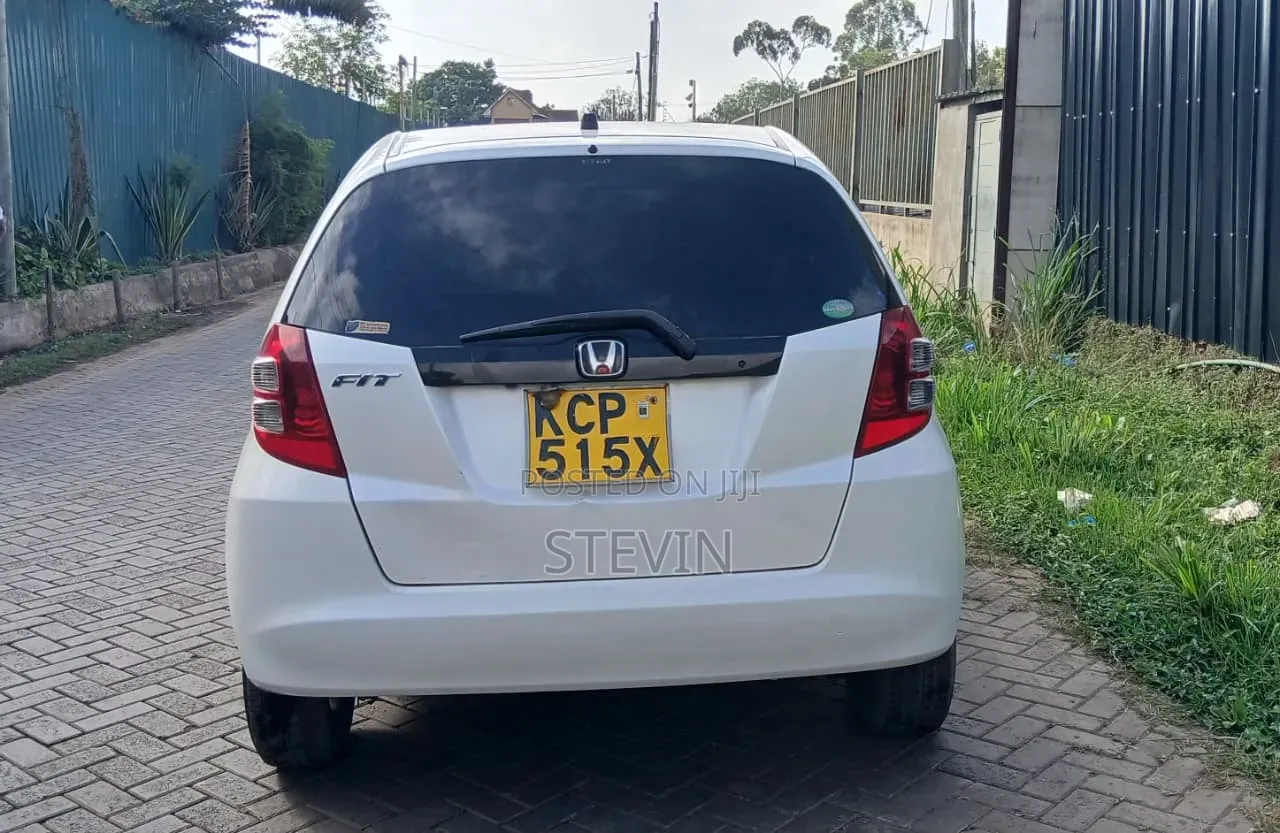 Honda Fit 2012 White