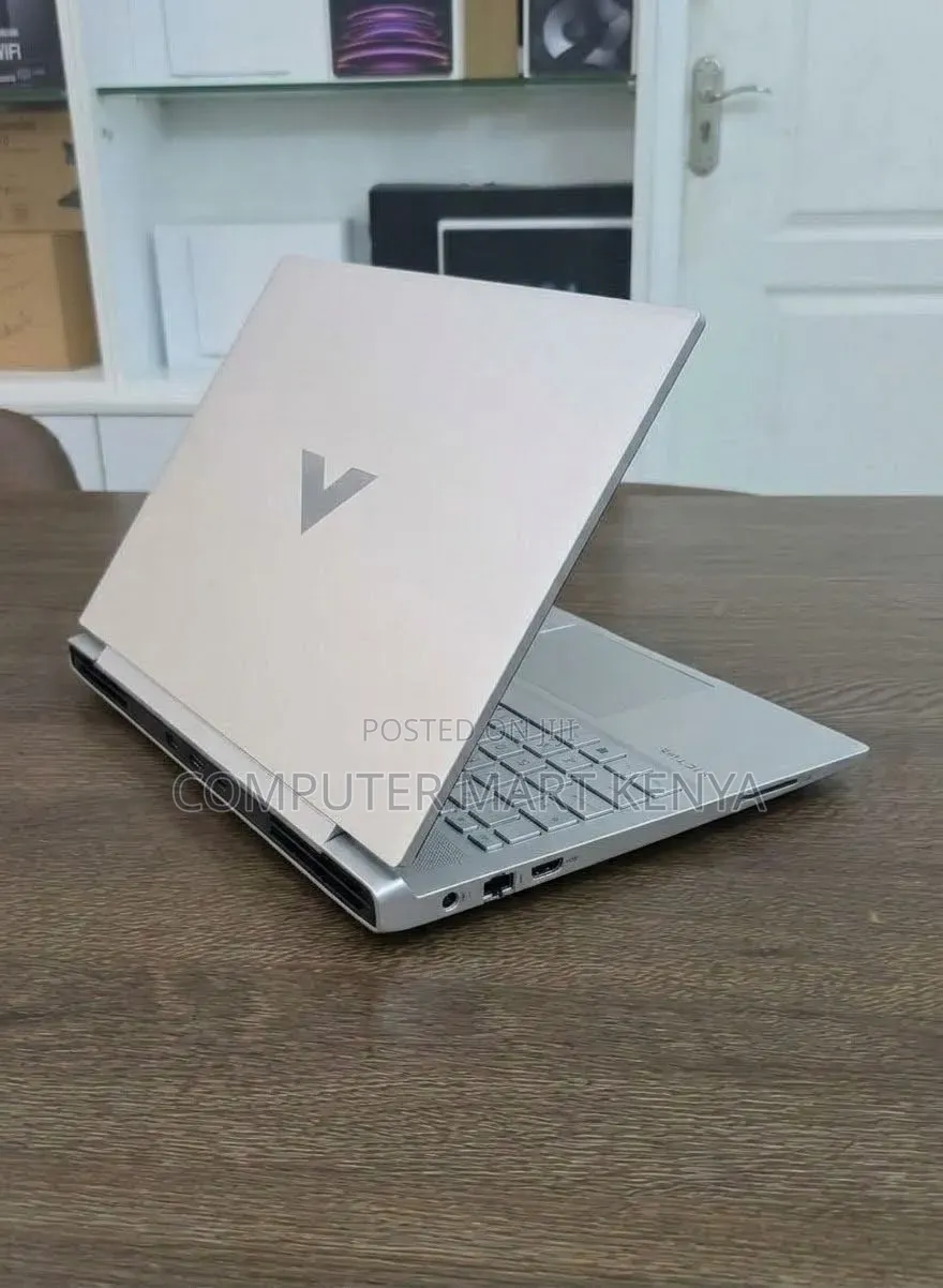 New Laptop HP Victus 15 8GB Intel Core i5 SSD 512GB