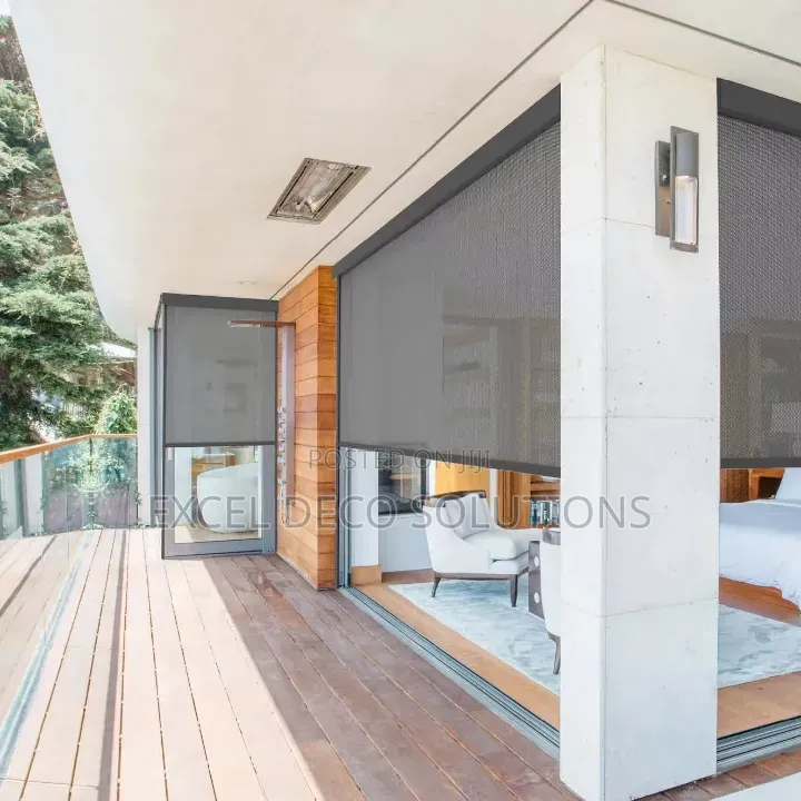 Sunscreen Roller Blinds – Reduce Glare & Filter Sunlight