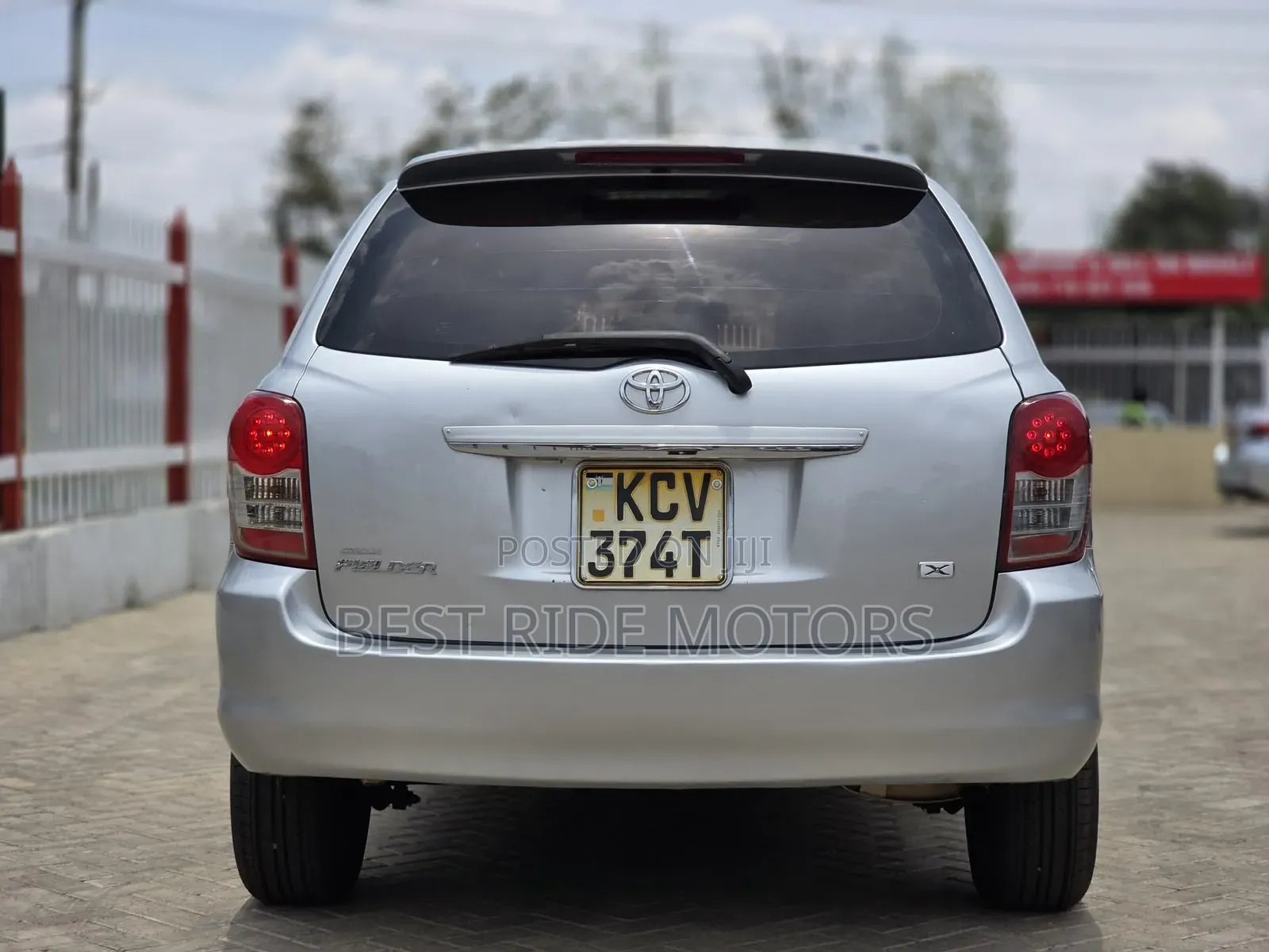 Toyota Corolla Fielder 1.5 Petrol FWD 2012