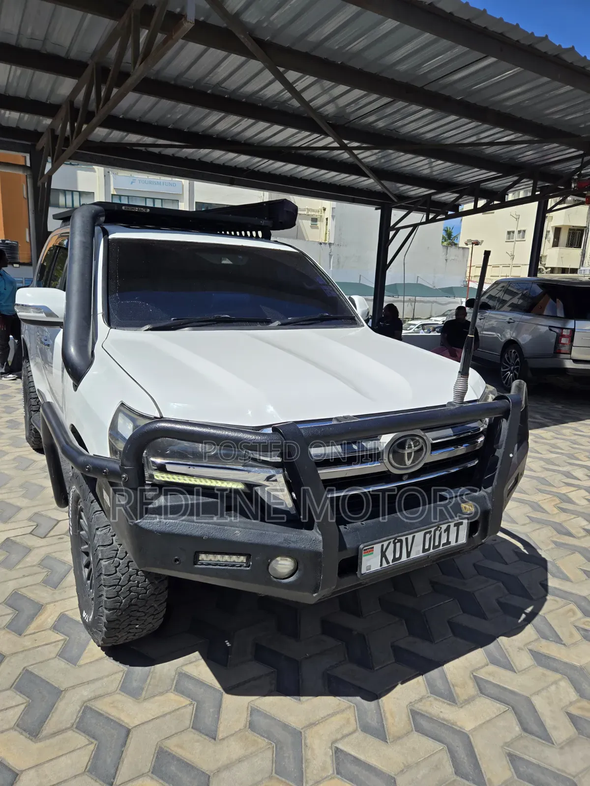 Toyota Land Cruiser 2018 White