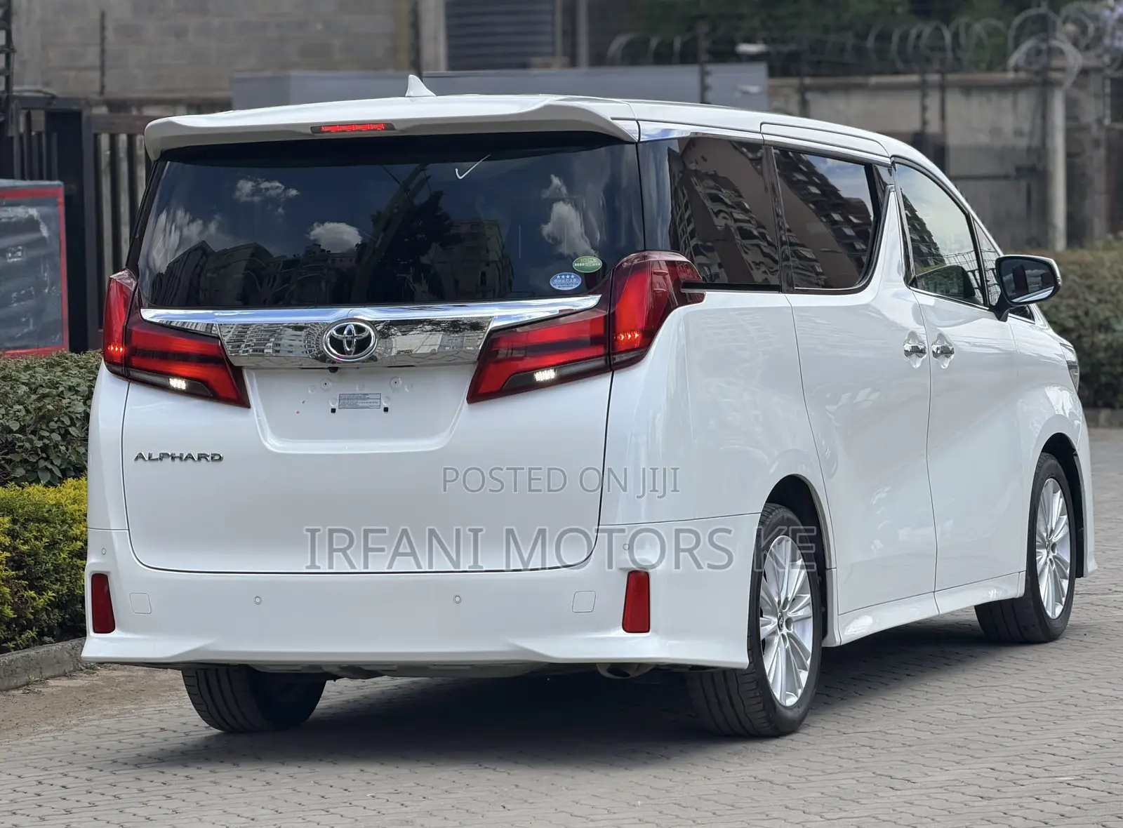 Toyota Alphard 2.5 Petrol FWD 2019 Pearl