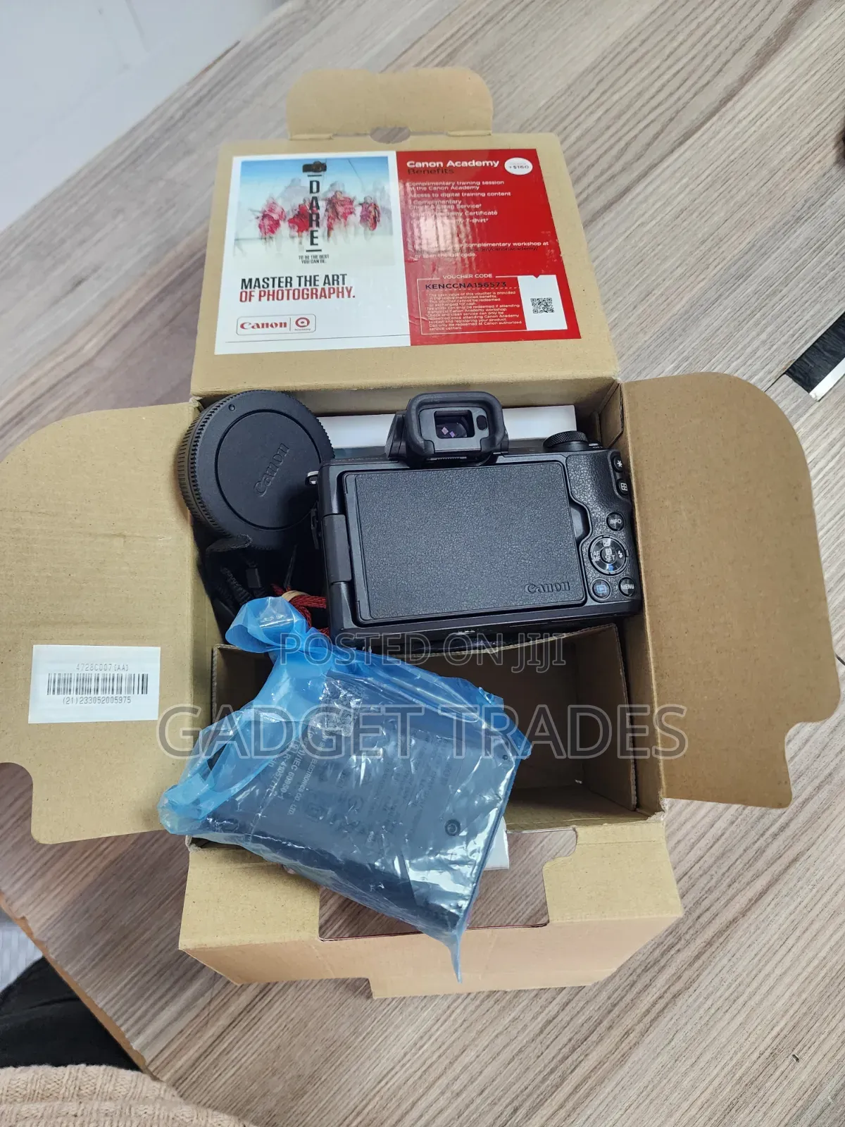 Canon EOS M50 Mark II Mirrorless Digital Camera With 15-45mm (EX U.S)
