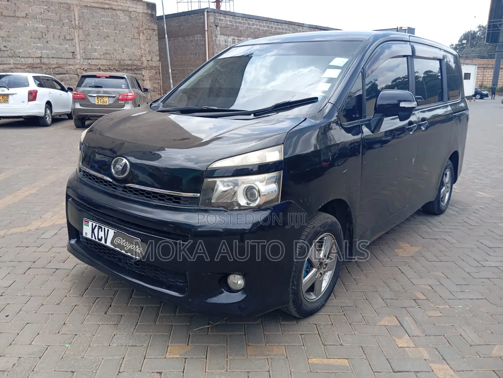 Toyota Voxy 2012 Black