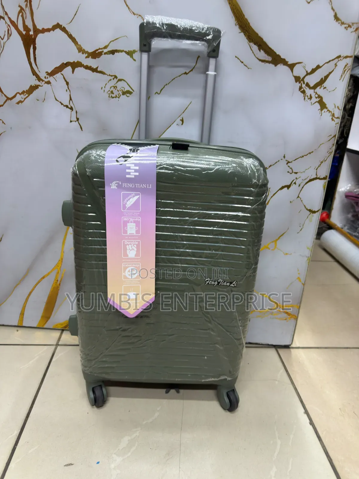 Small Jungle Green Quality Rubber Unbreakable Suitcase Height 20"