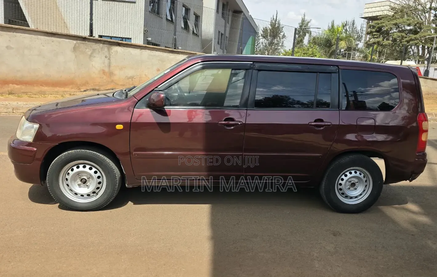 Toyota Succeed 2011 Maroon