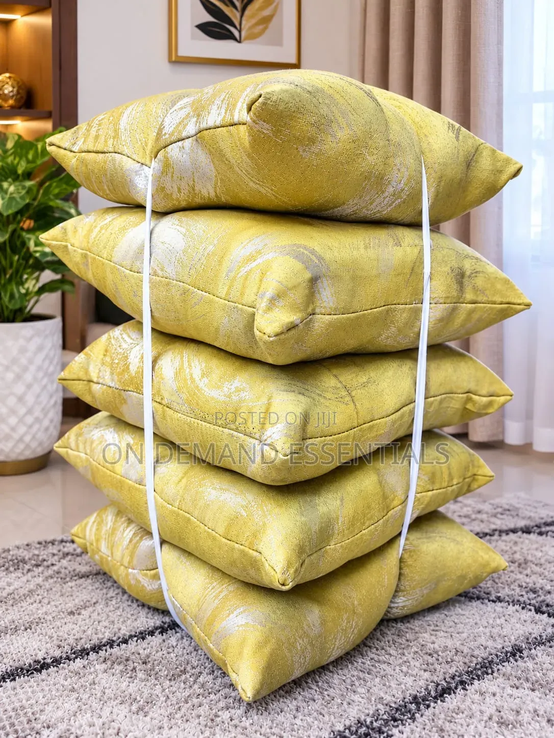 Throw Pillows With Quality Fibre With Zipper Set of 5pcs