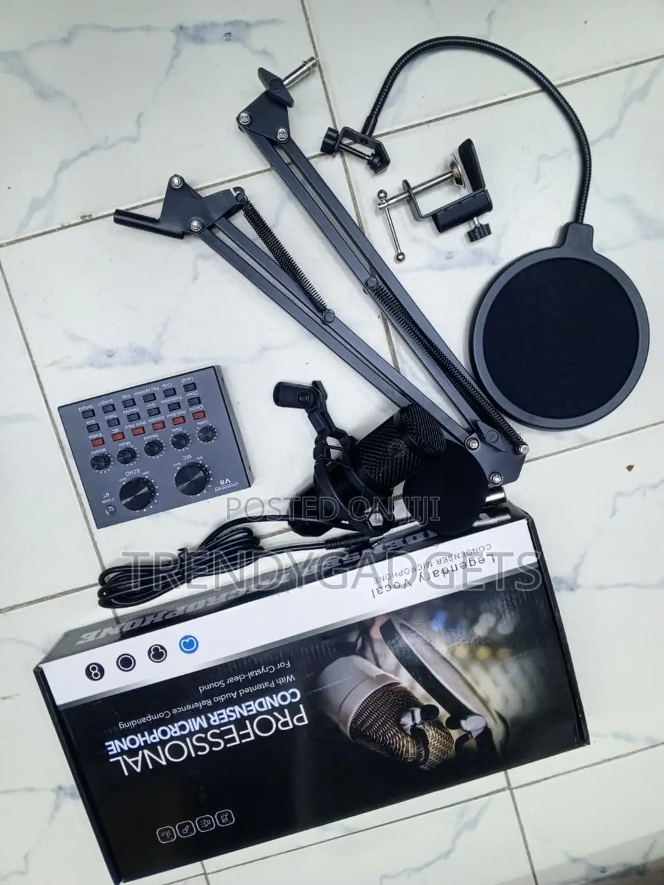 V8 Sound Card Condenser Microphone Kit for Podcast & Streaming