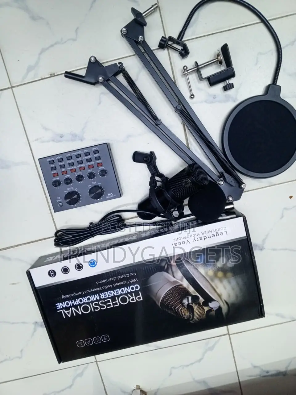V8 Sound Card Condenser Microphone Kit for Podcast & Streaming