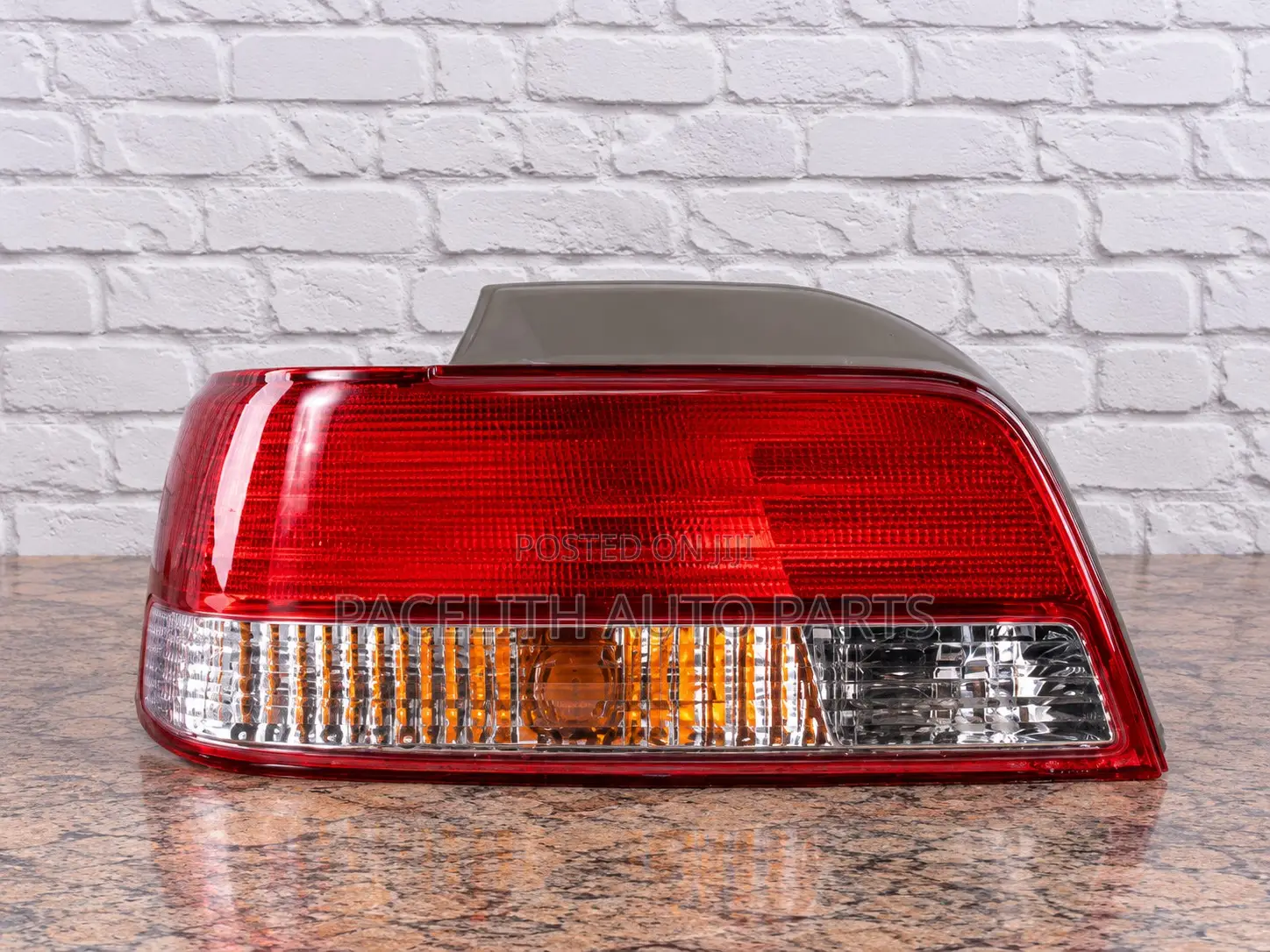 Tail Lamp \ Light Toyota Carina Si Old Model 1996