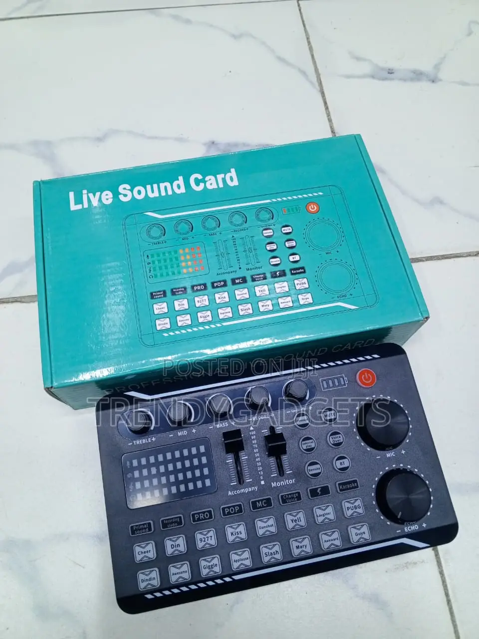 F998 Audio Mixer Sound Card With Voice Effects for Live Streaming