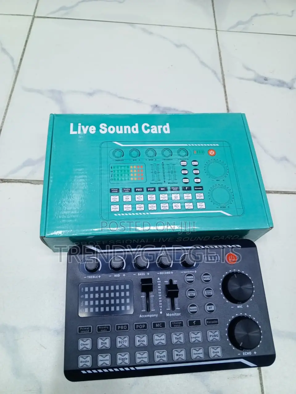 F998 Audio Mixer Sound Card With Voice Effects for Live Streaming