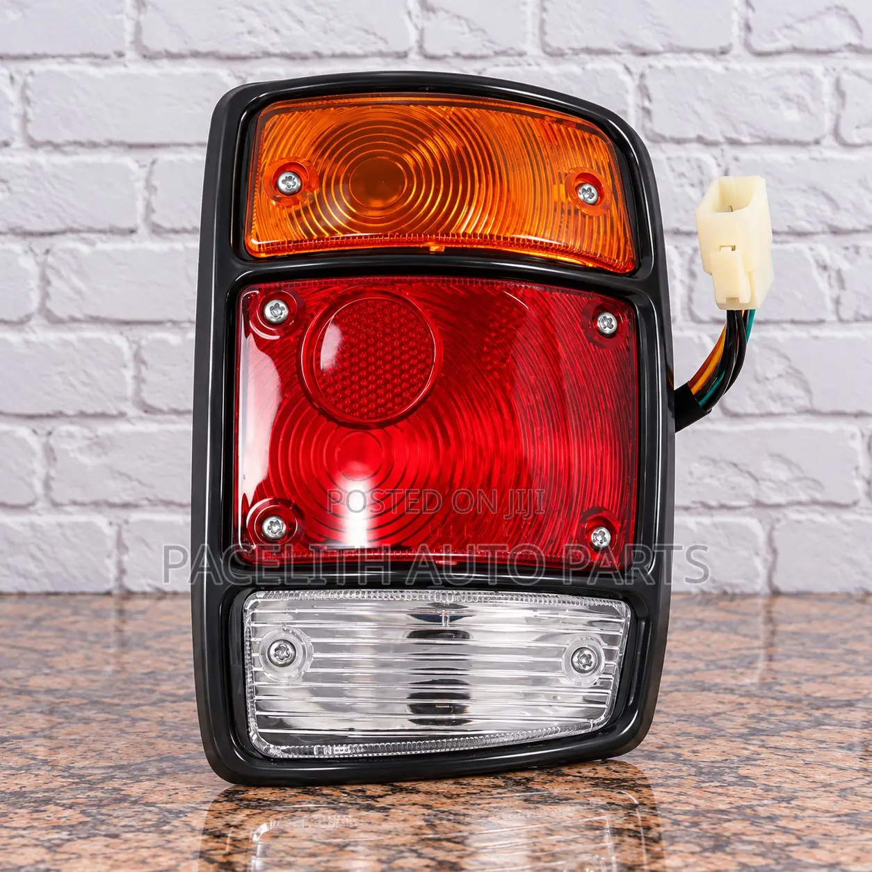 Tail Lamp / Tail Light Datsun 1200
