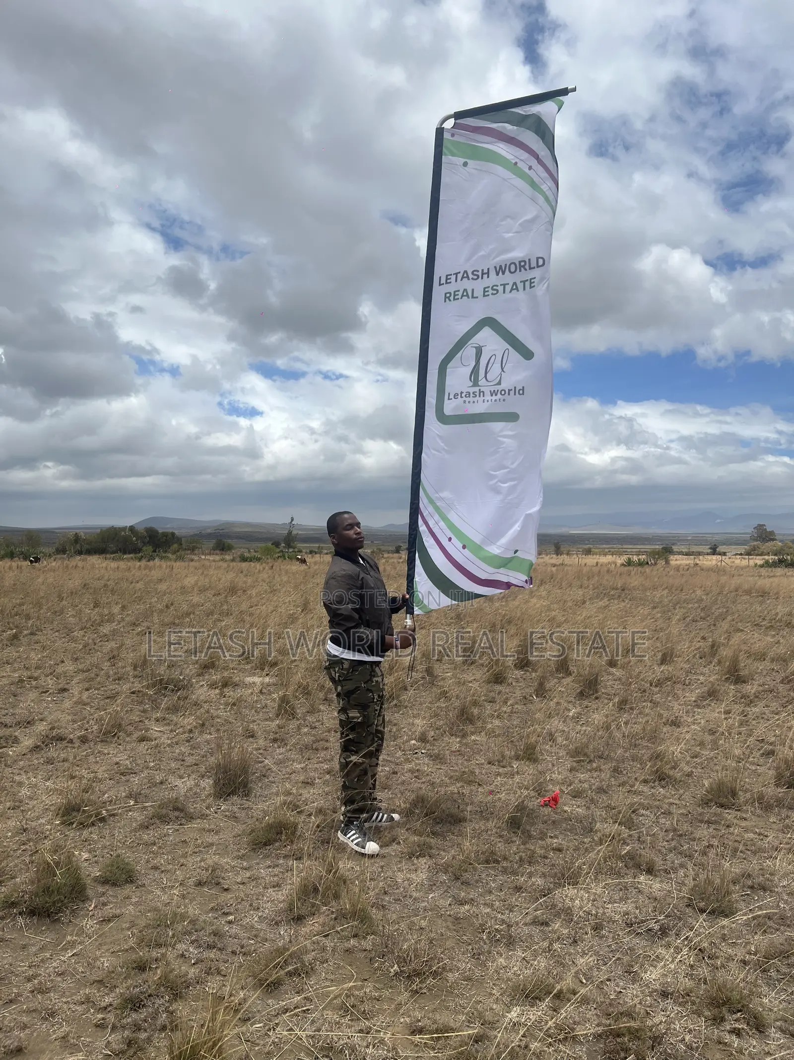 Selling for 750,000 in Cash, in Naivasha, 50 by 100 Plots
