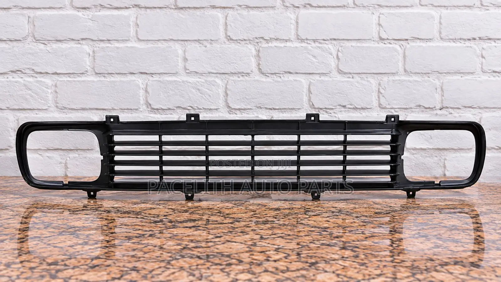Front Grille Datsun 1200 for Square Head Lamp