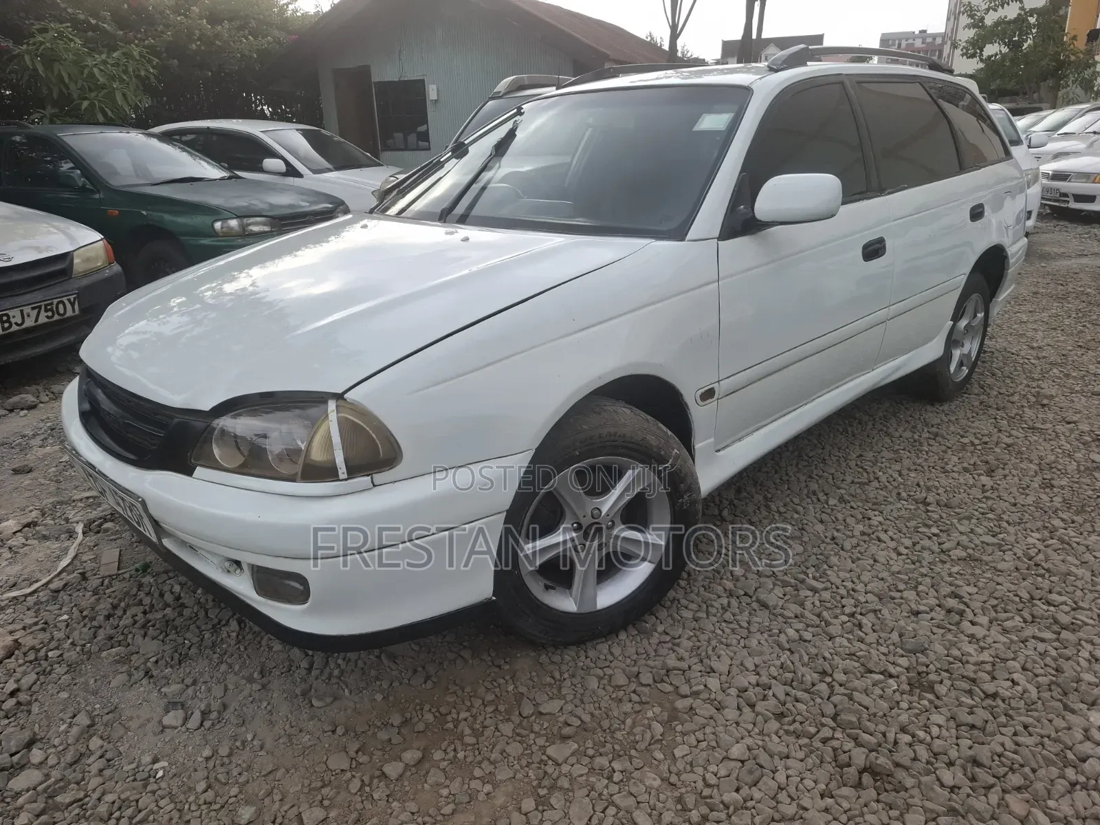 Toyota Caldina 2002 White
