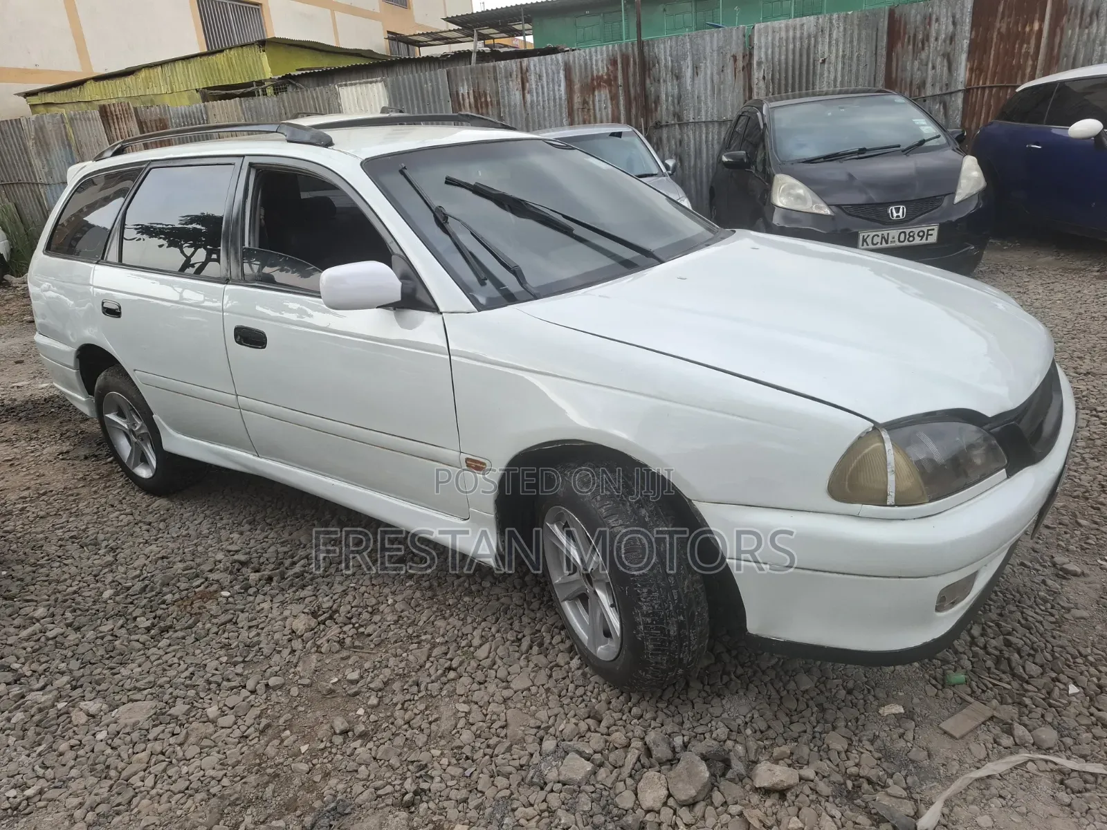 Toyota Caldina 2002 White