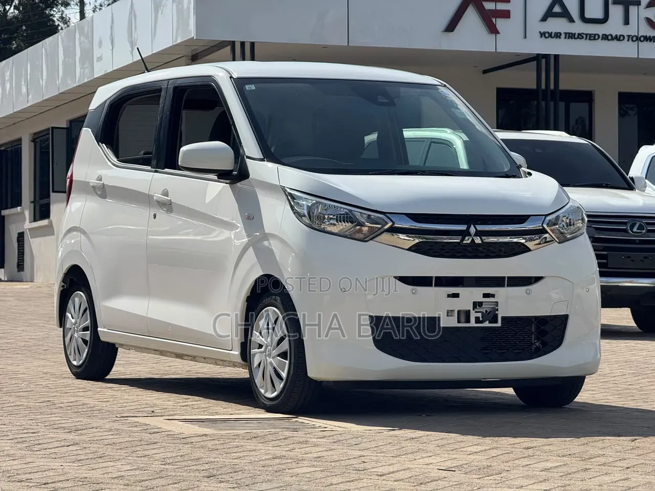 Mitsubishi EK Wagon 660 FWD 2019 White