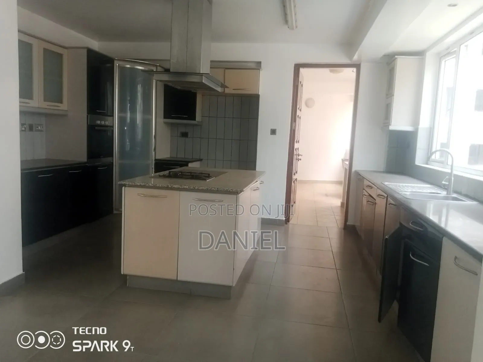 3bdrm Apartment in Riverside Drive for rent