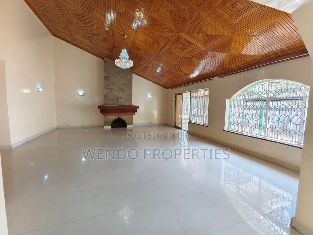 5bdrm Villa in Karen C for sale